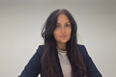 Image of Emma Holmes